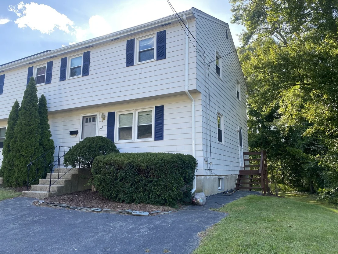 Photo of Unit 163 at 163 Maple St