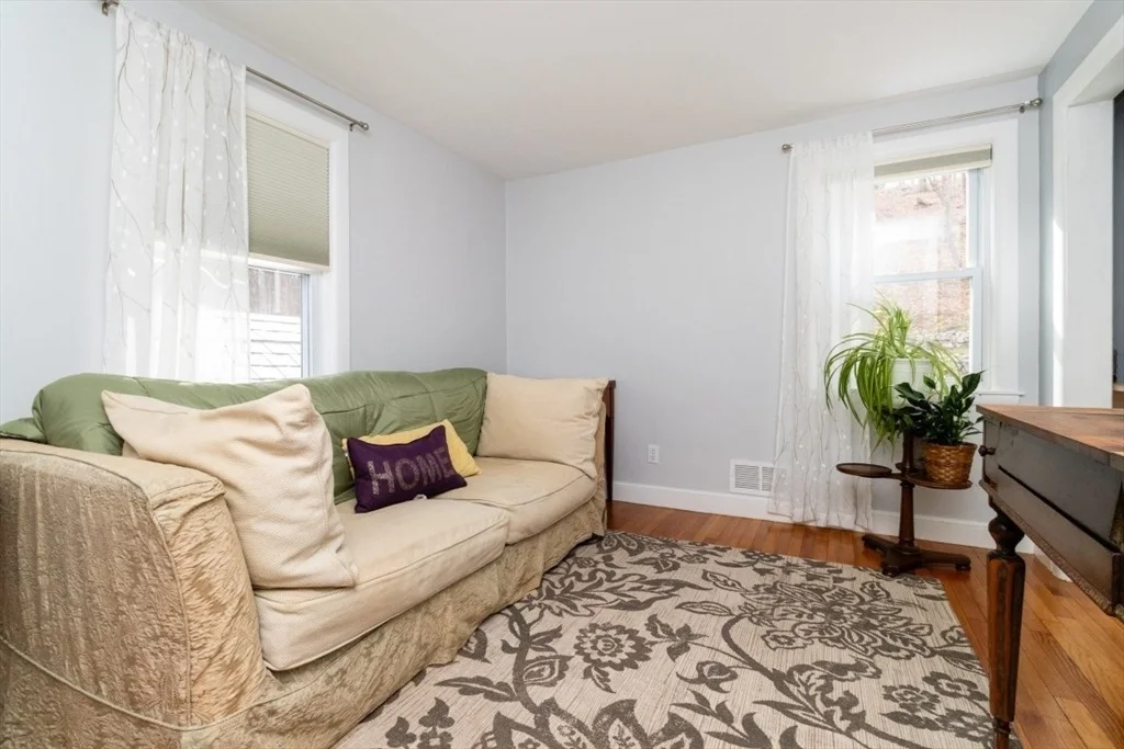 Photo of 49 Brookside Rd
