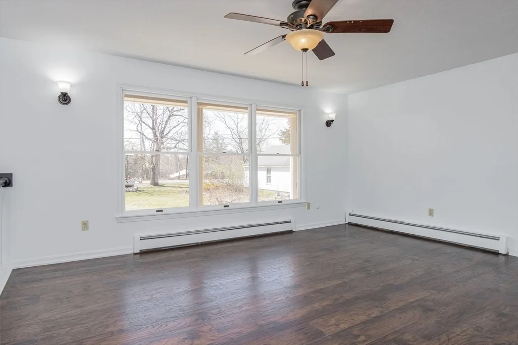 Photo of 106 Knower Rd