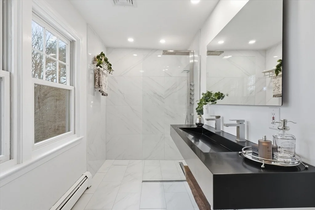 Photo of 11 Alison Way