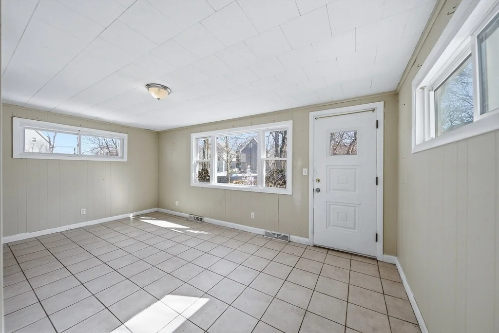 Photo of 12 Eade St