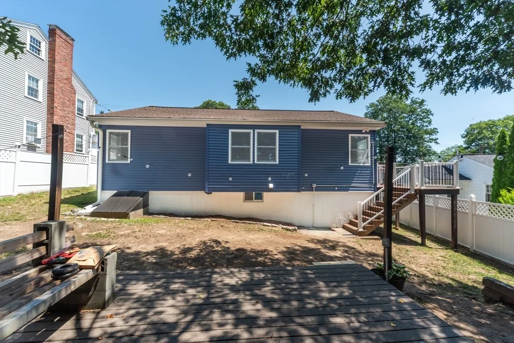 Photo of 28 Deforest St
