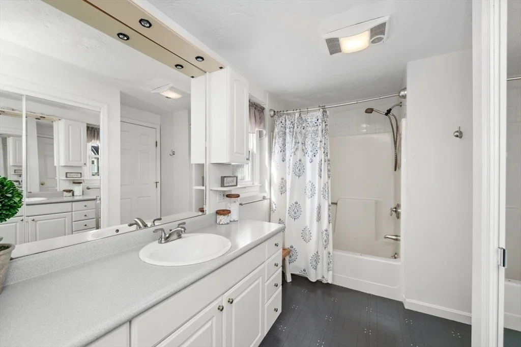 Photo of 10 Shade St
