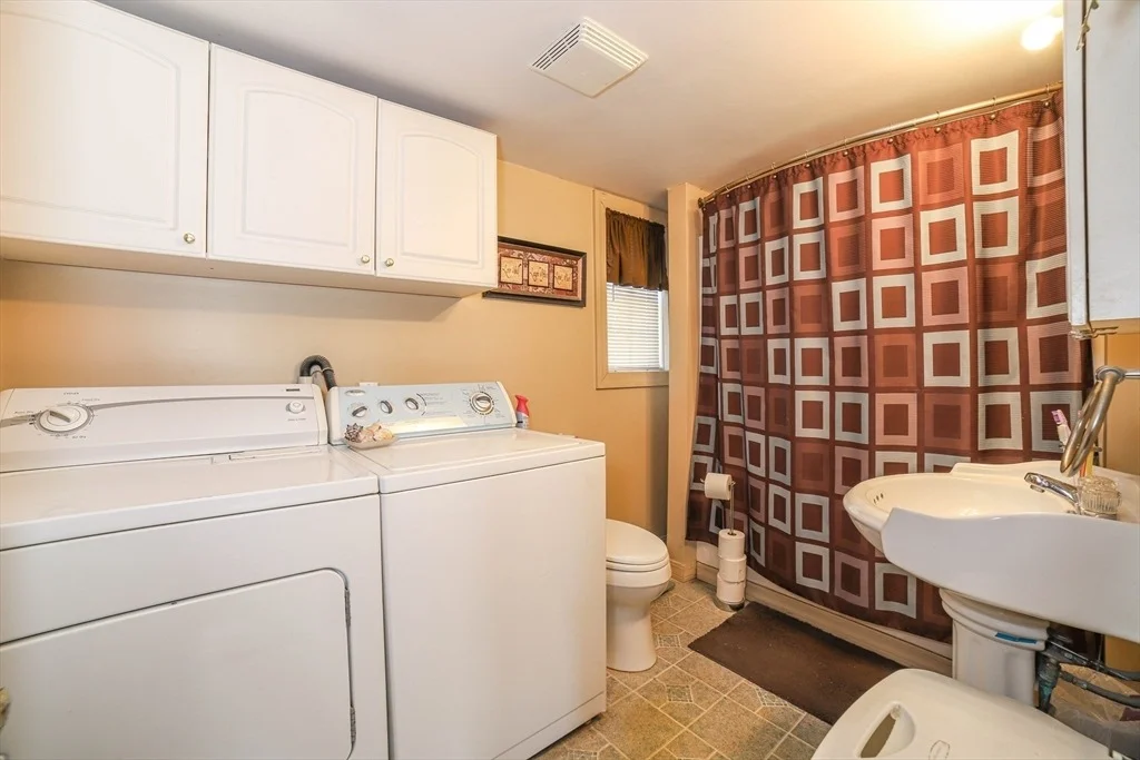 Photo of 27 Riverside Ave