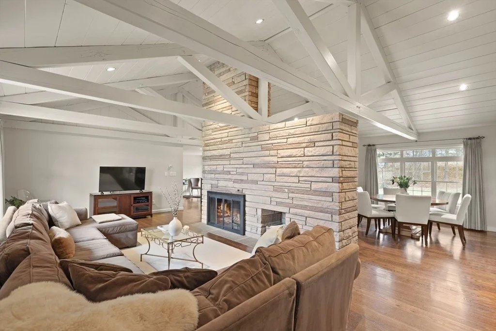 Photo of 76 Walnut St