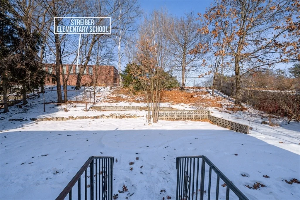 Photo of 32 Debra Dr