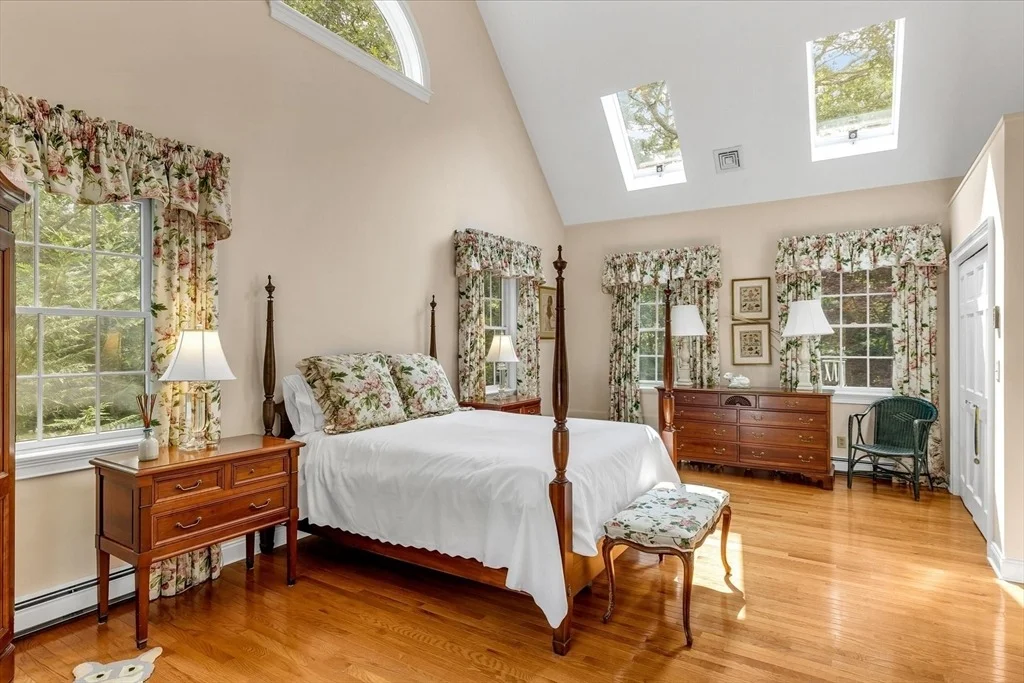 Photo of 663 Crowells Bog Road