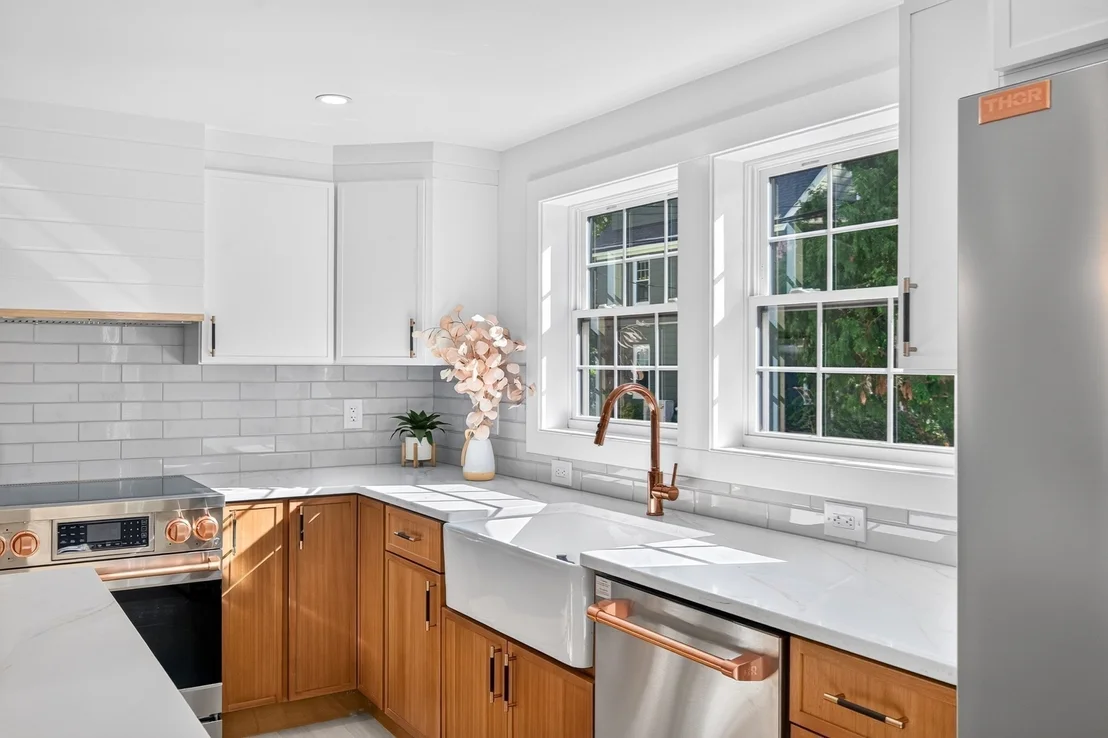 Photo of 210 Summer Street