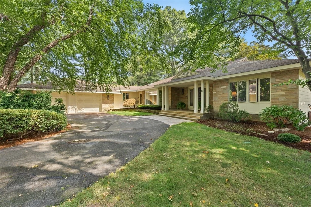 Photo of 45 Briarcliff Rd