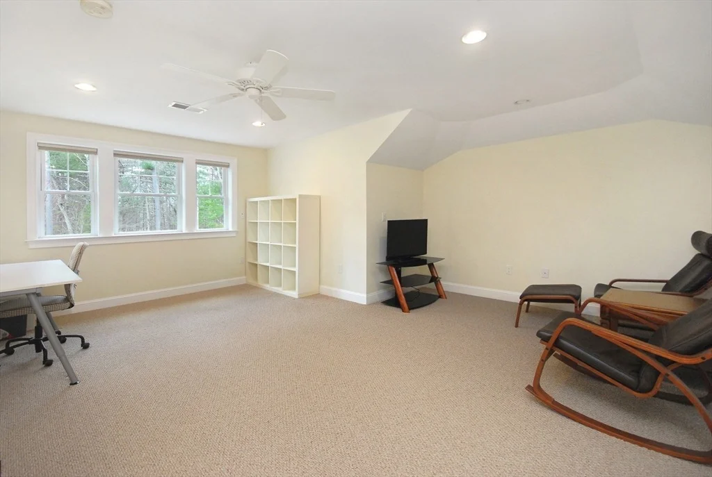 Photo of 742 Main Street