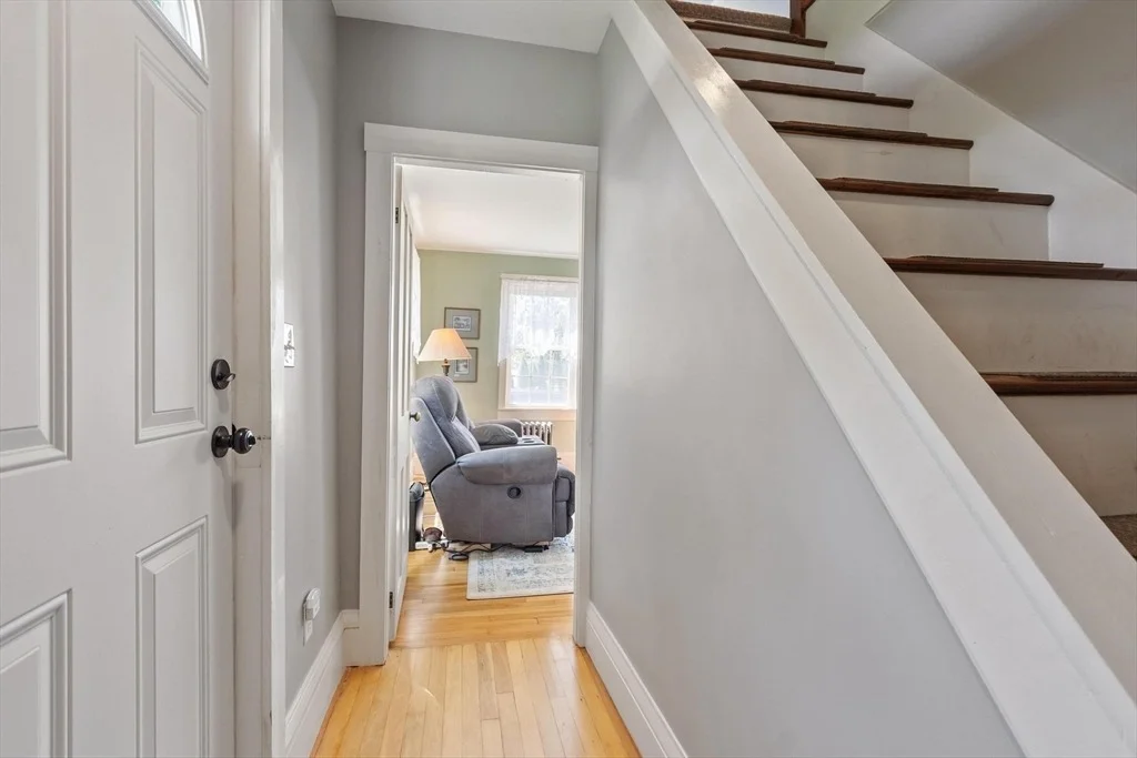 Photo of 397 Pleasant St