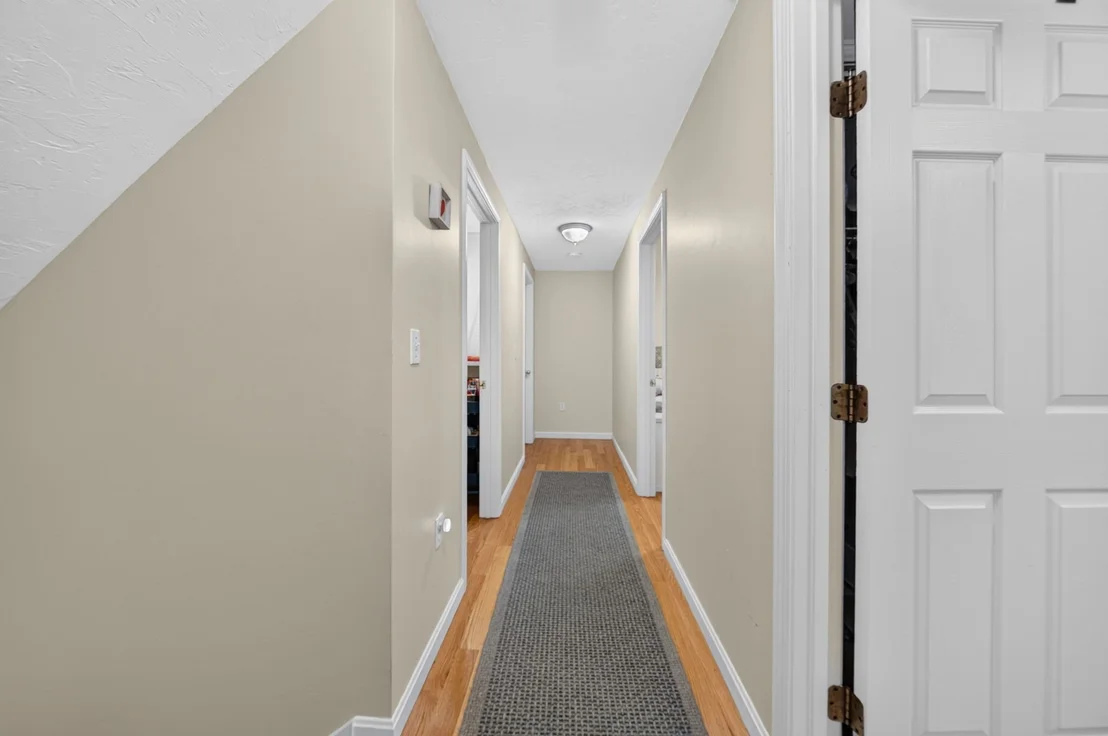 Photo of 10 Fairway Dr