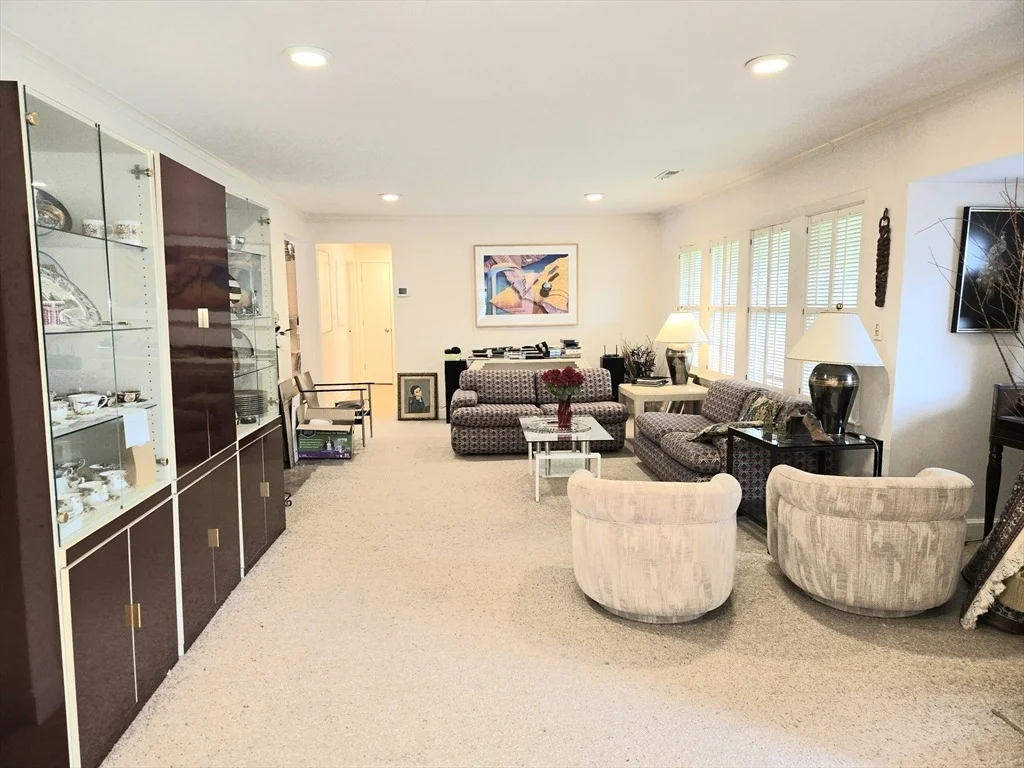 Photo of 140 Paulson Rd