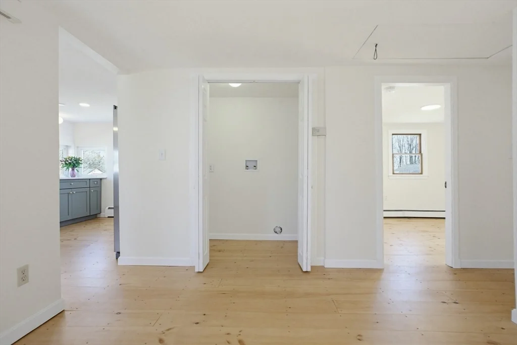 Photo of 142 Whiting St