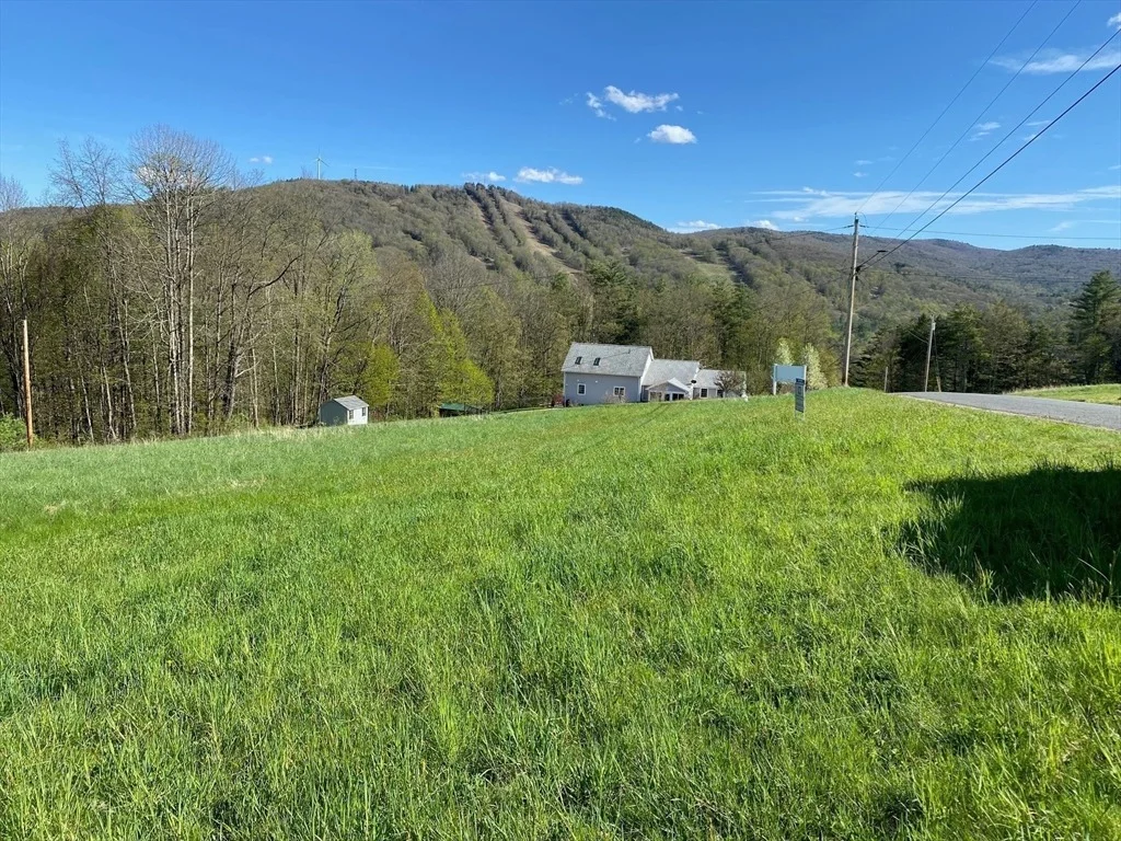Photo of 0 Warfield Rd