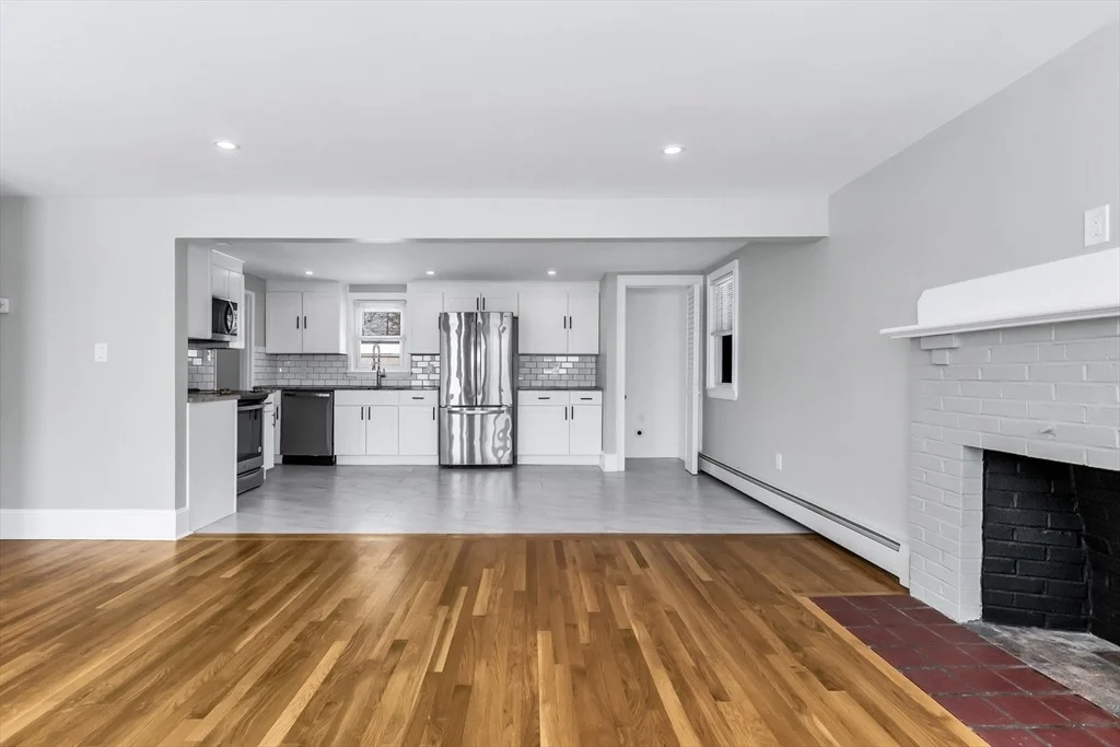 Photo of 212 Cambridge Rd
