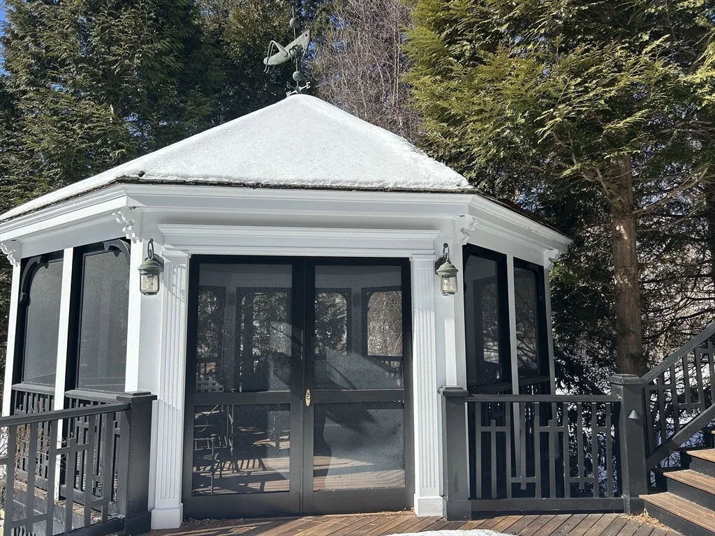 Photo of 338 Boston Post Road