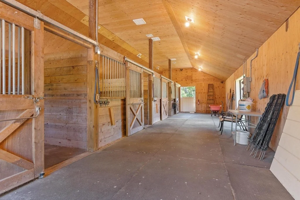 Photo of 2 Carriage Way