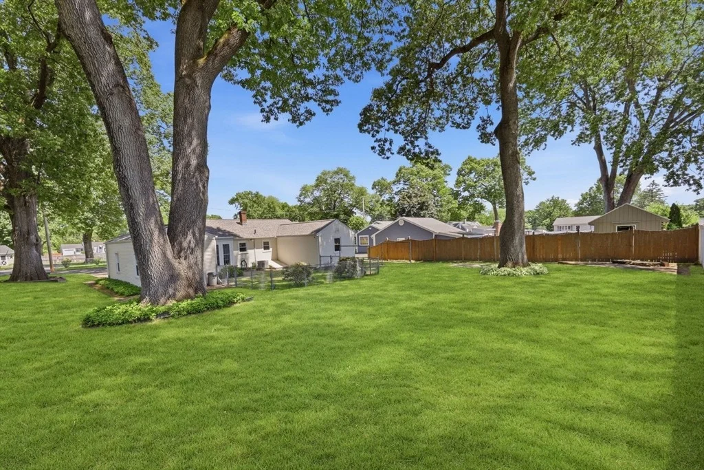 Photo of 20 Bourbeau St