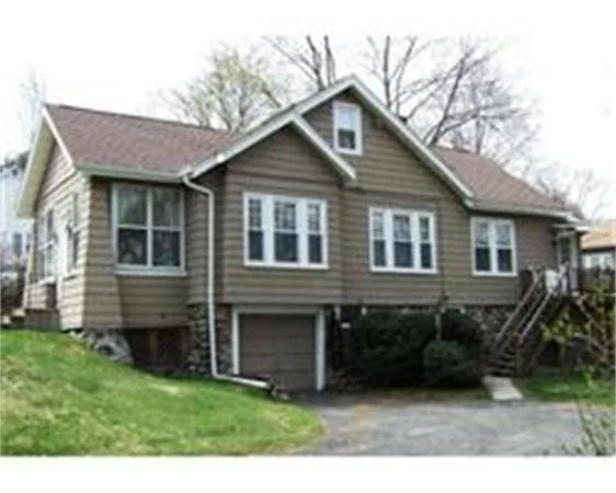 Photo of 14 Drummond Ave