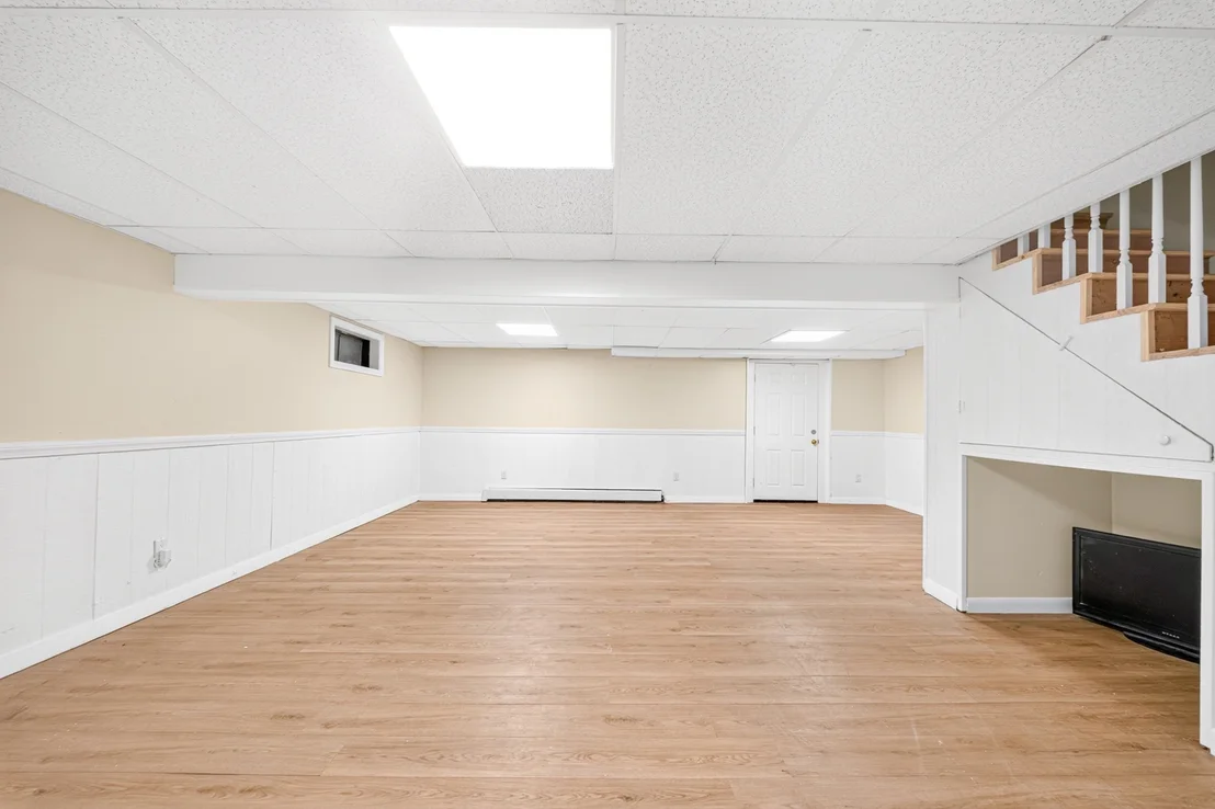 Photo of 451 County Rd