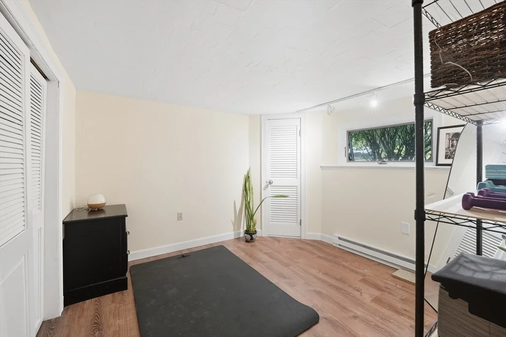 Photo of 54 Minot Rd