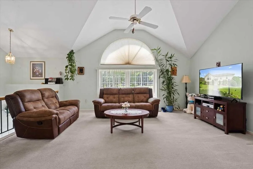 Photo of 6 Moreland Green Dr