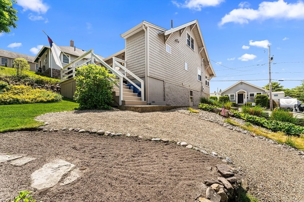 Photo of 28 Hillcrest Rd