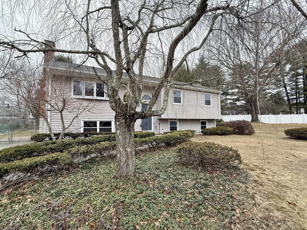 Photo of 105 Duncan Rd