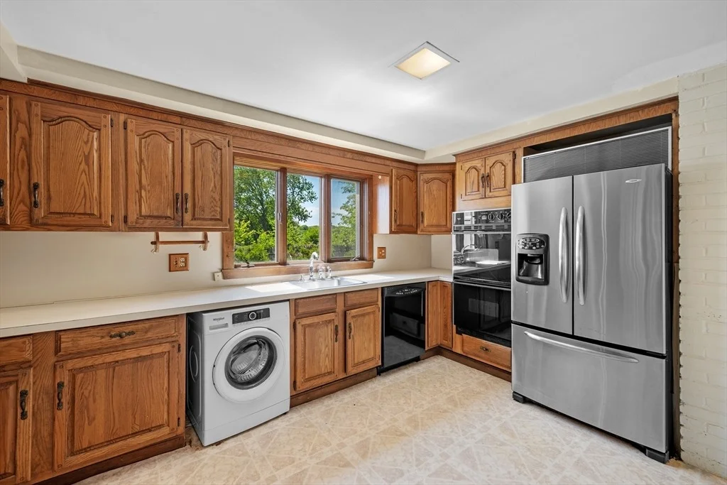 Photo of 64 Amherst Rd