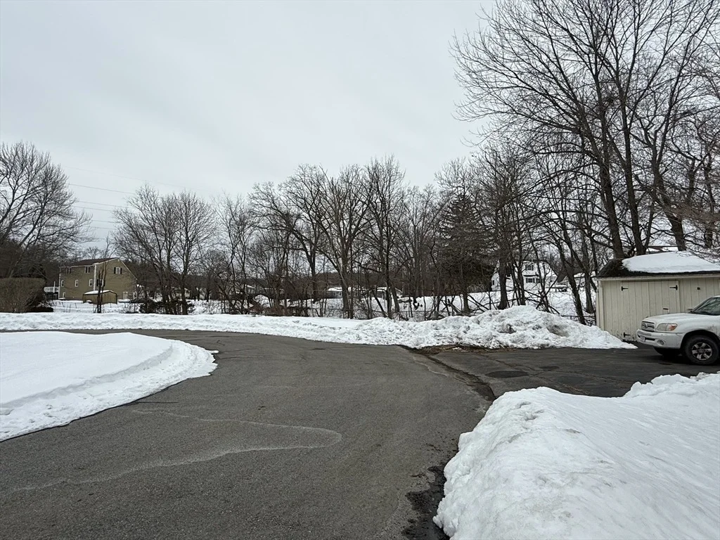 Photo of 8 Sycamore Cir