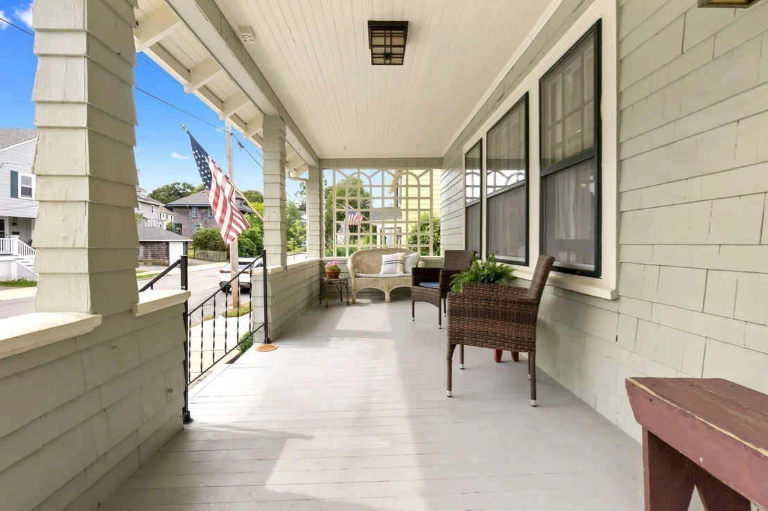Photo of 10 Giddings Avenue