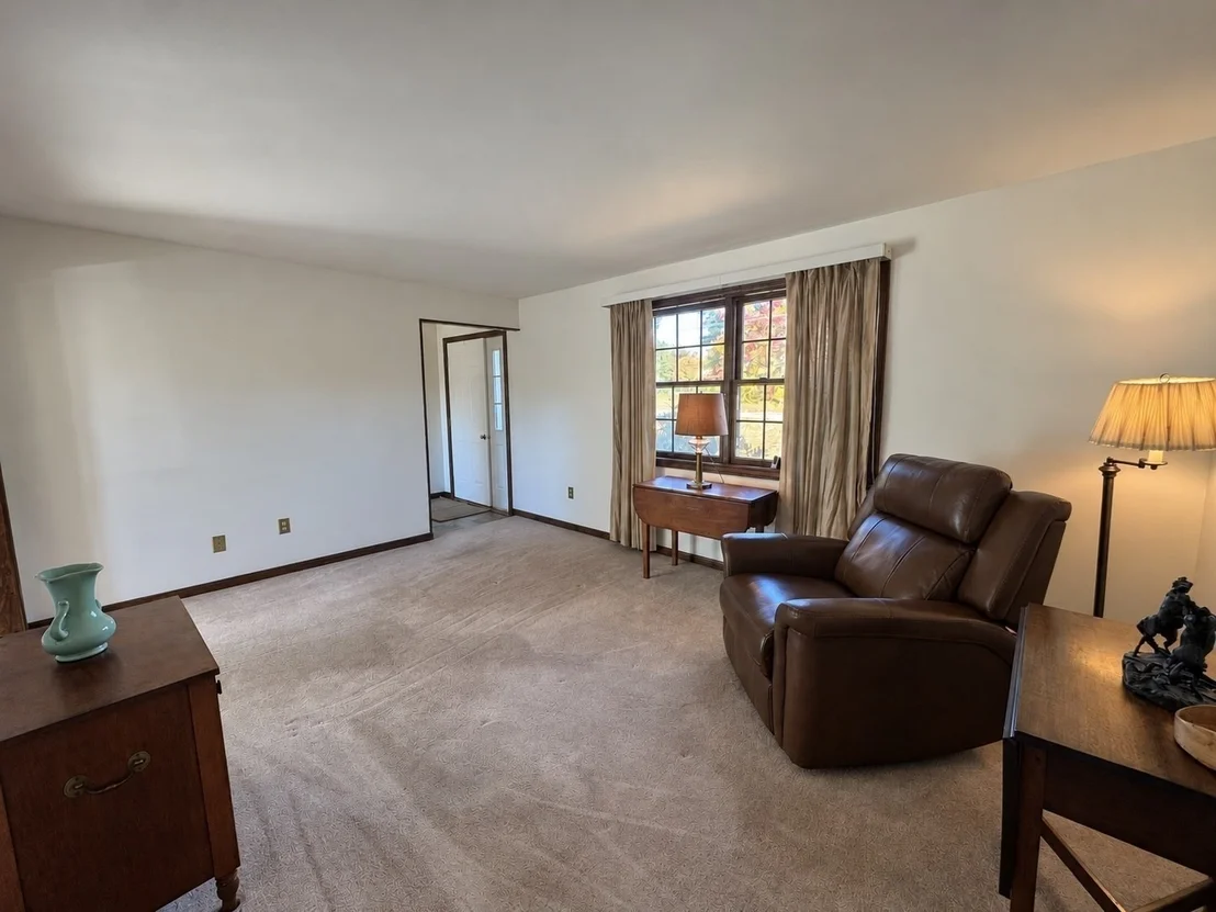 Photo of 274 Barton Road
