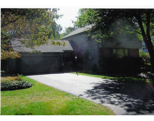Photo of 8 Pocahontas Drive