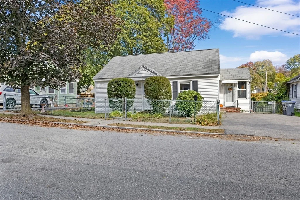Photo of 57 Strathmore Rd