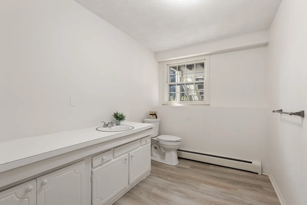 Photo of 39 Dakin Road