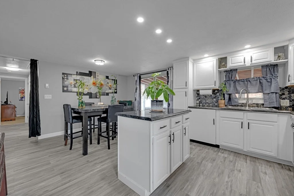 Photo of 23 Chartier Ln