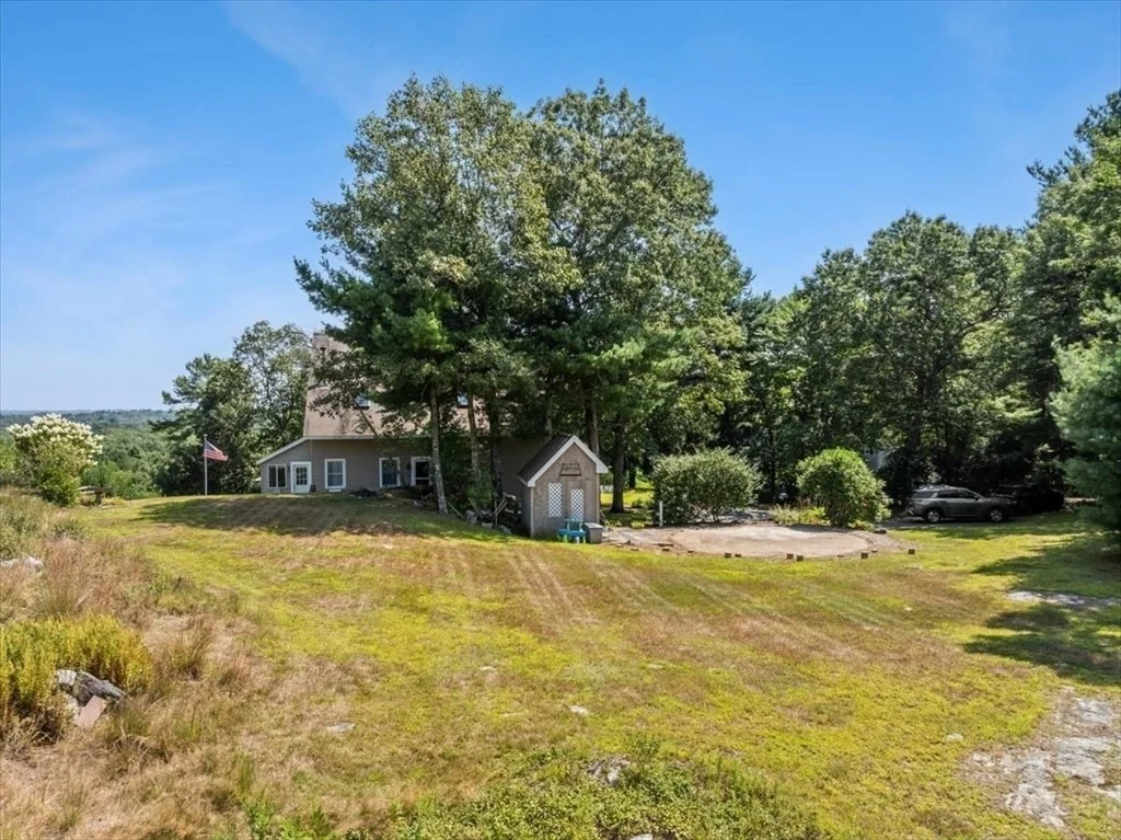 Photo of 64 Richards Ave