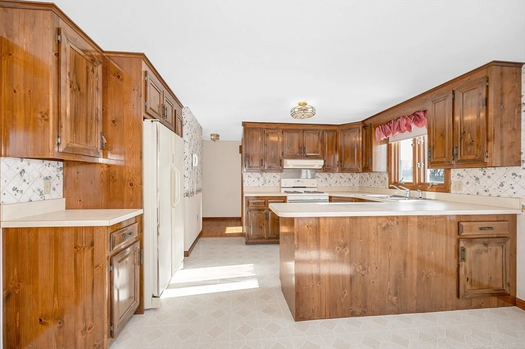 Photo of 287 Fox Ave