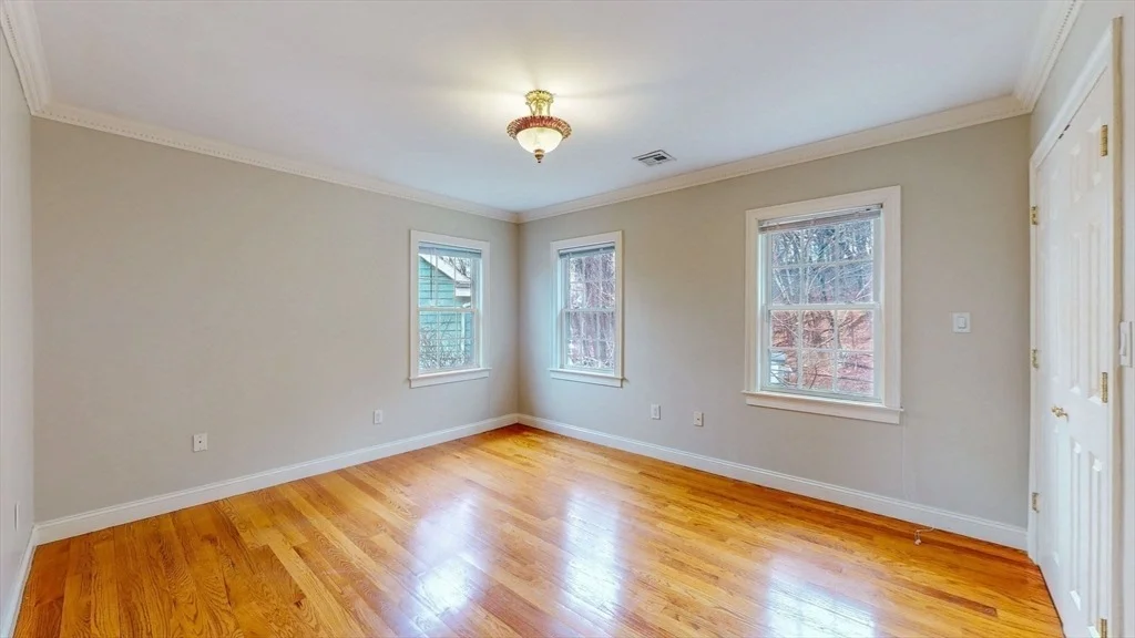 Photo of 455 Waban Ave