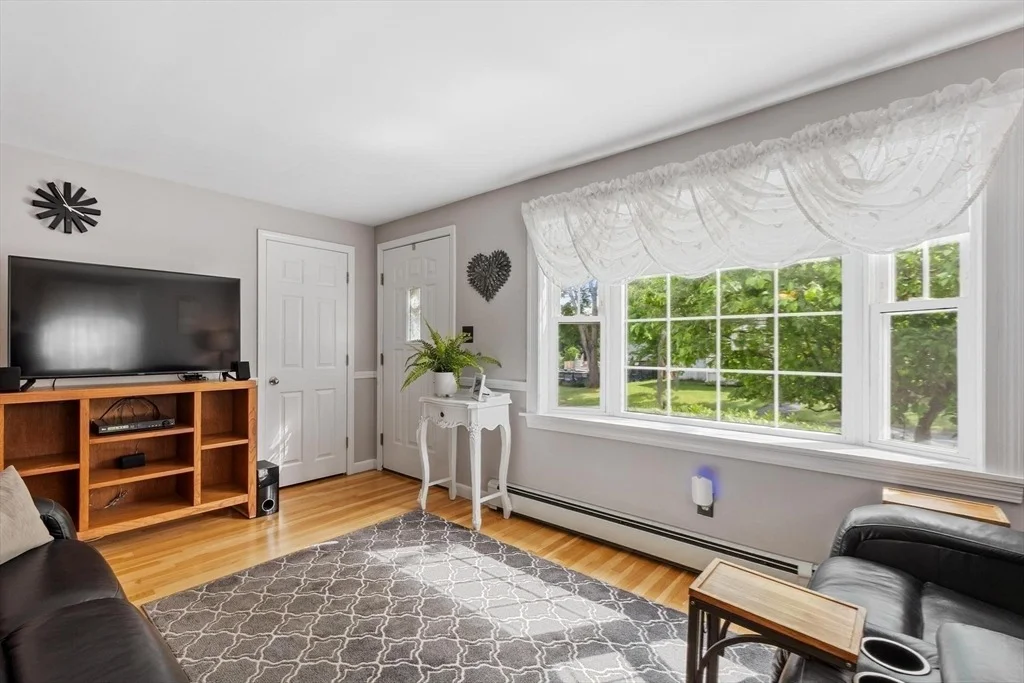 Photo of 27 Sunset Rd