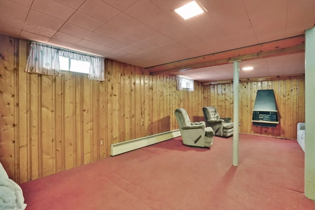 Photo of 300 Circle Dr