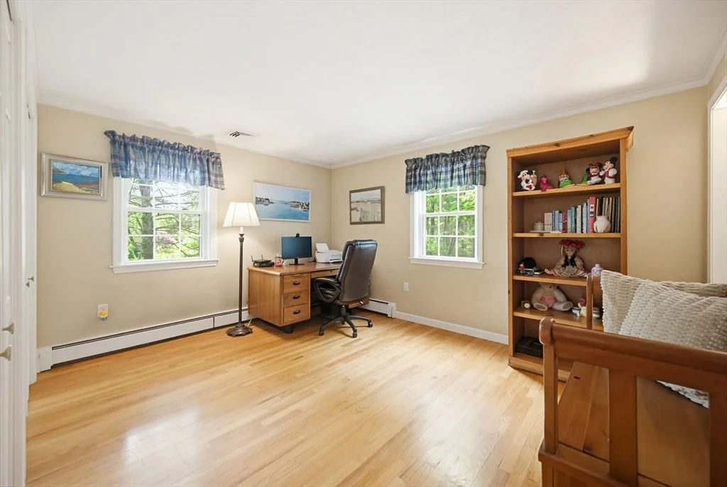 Photo of 77 Oxbow Dr