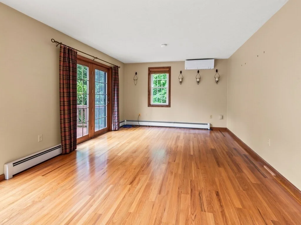 Photo of 22 Oak Cir