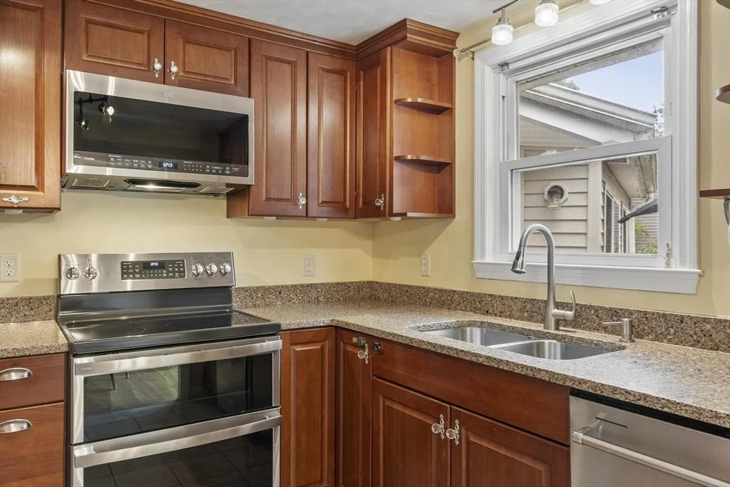 Photo of 2 Stratton Dr