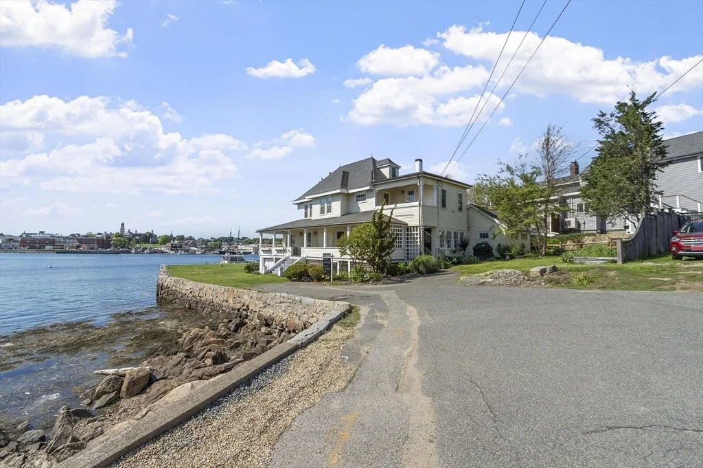 Photo of 7 Sumac Lane