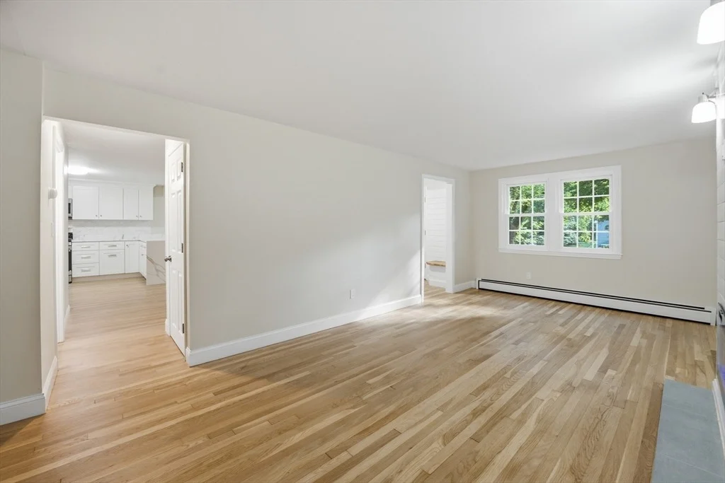 Photo of 3 Jonathan Ln