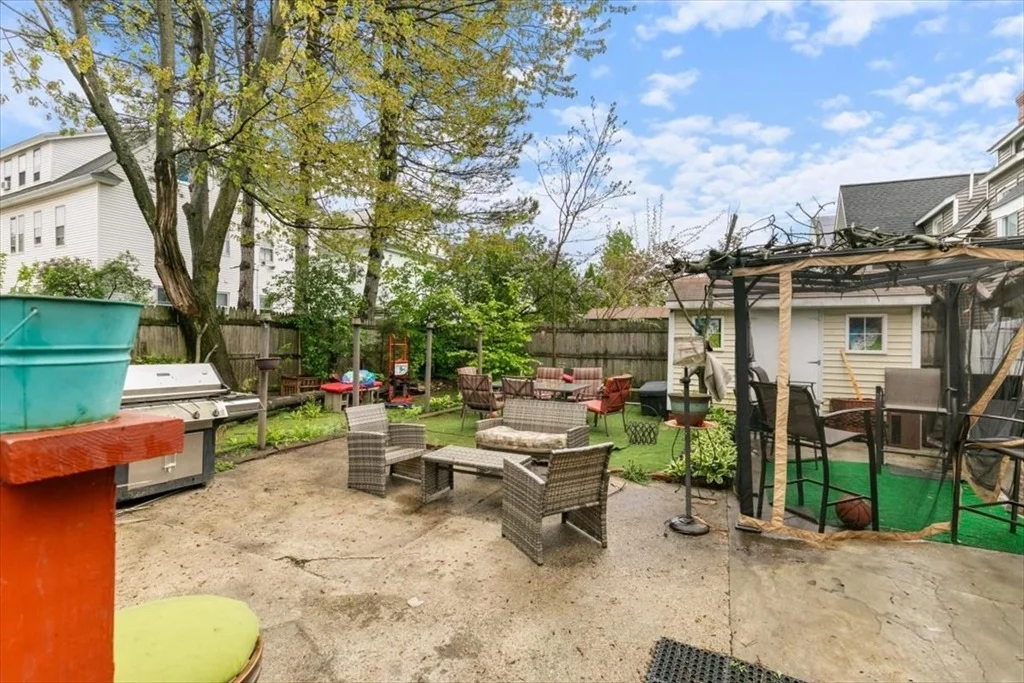 Photo of 58 Salem St
