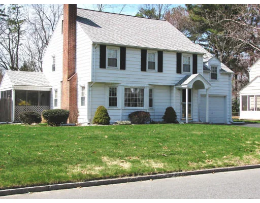 Photo of 120 Bridle Path Rd