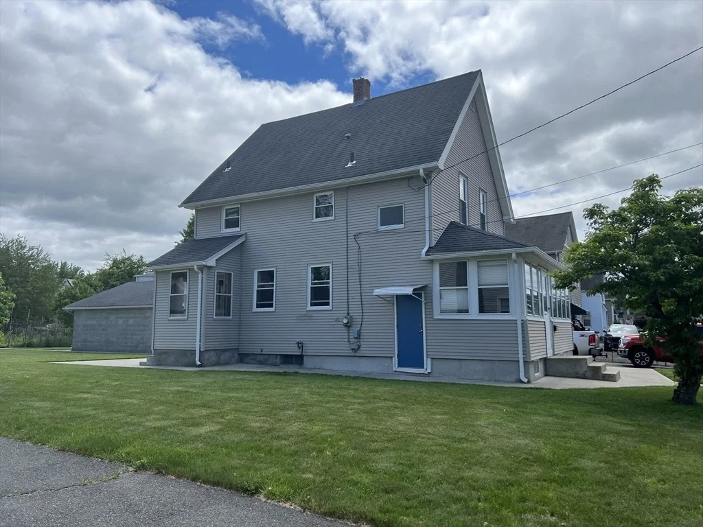 Photo of 182 Sewall Street